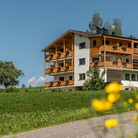 Im Wiesengrund Apartments Sexten Exterior photo